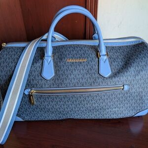 Michael Kors Jet Set Weekender Travel Bag